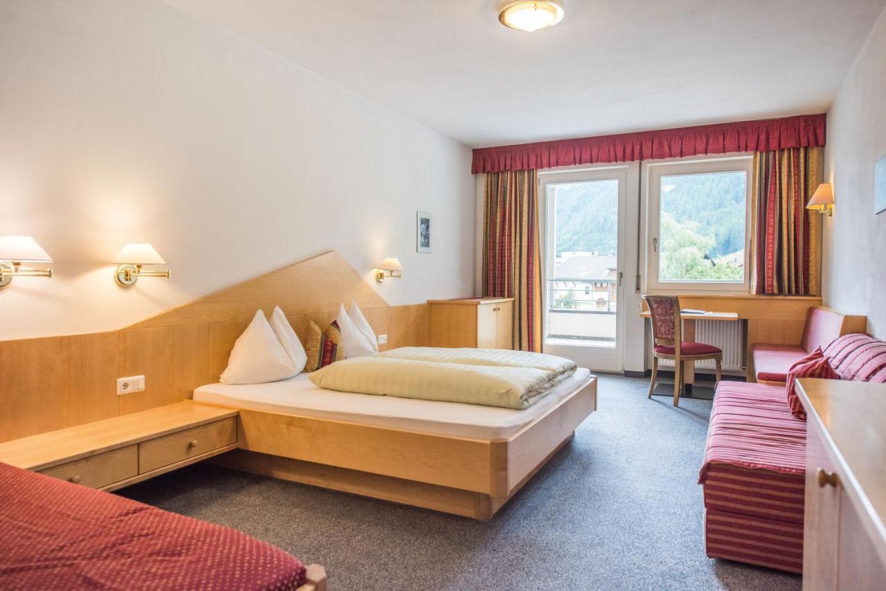 Hotel Fronza - Your Hike & Mountain Home Lutago Exterior photo